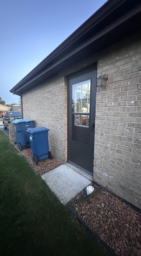 12024 S Van Beveren Drive, Alsip, IL 60803