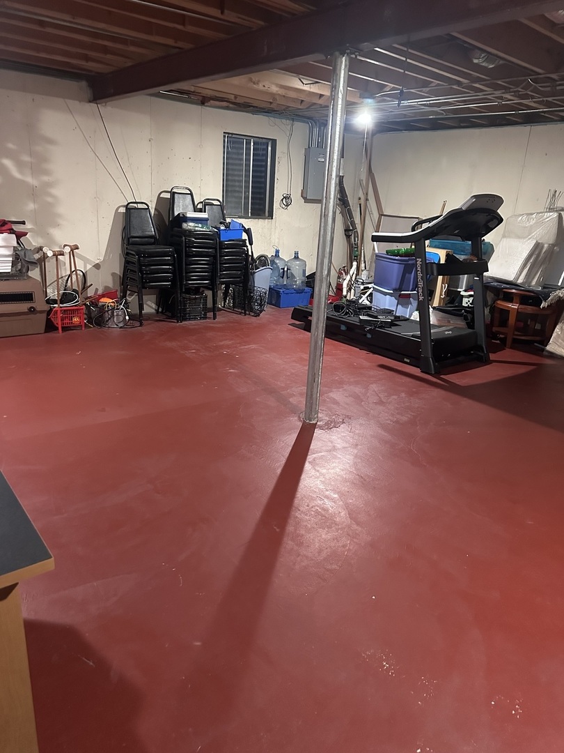 12024 S Van Beveren Drive, Alsip, IL 60803