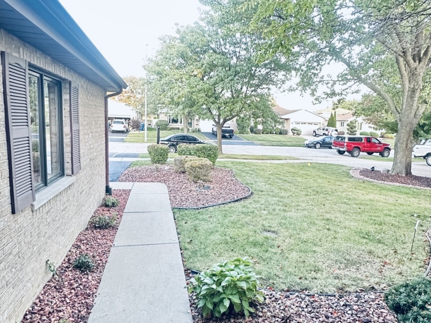 12024 S Van Beveren Drive, Alsip, IL 60803