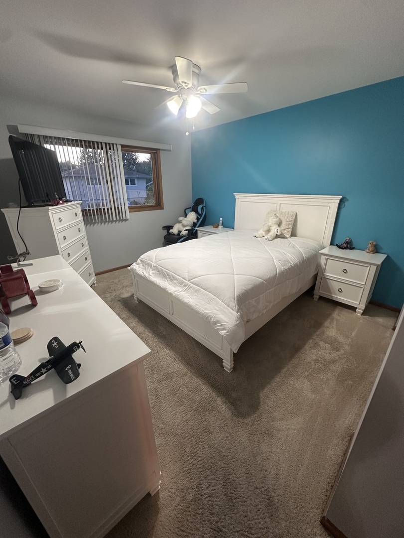 12024 S Van Beveren Drive, Alsip, IL 60803