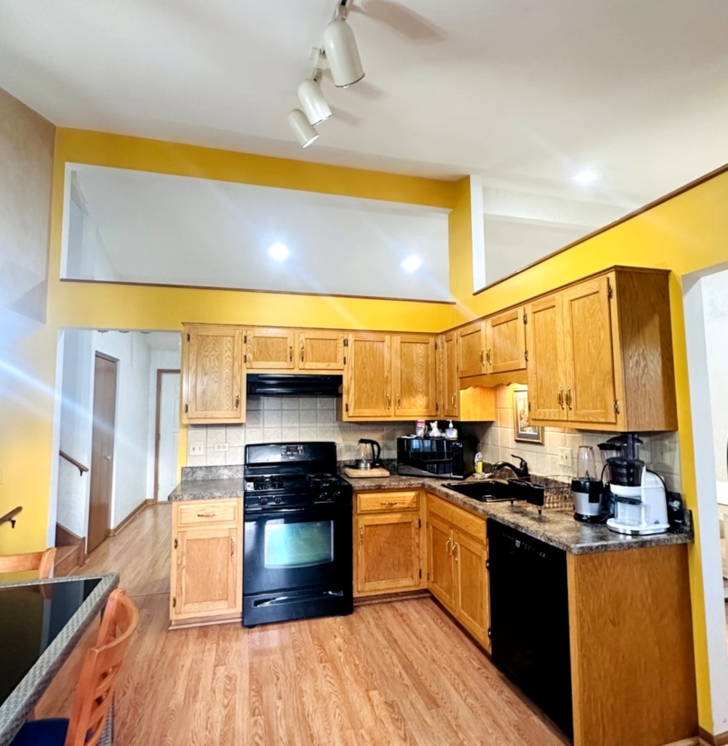 12024 S Van Beveren Drive, Alsip, IL 60803