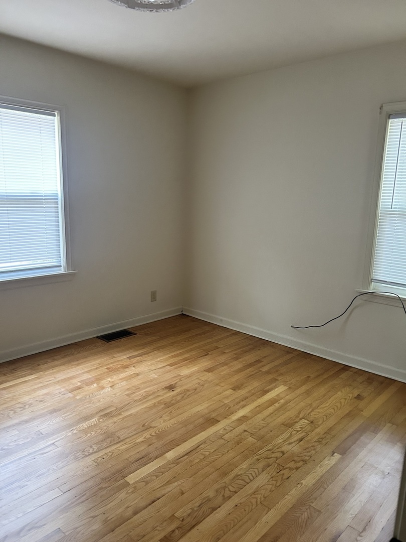 21149 Main Street, Matteson, IL 60443