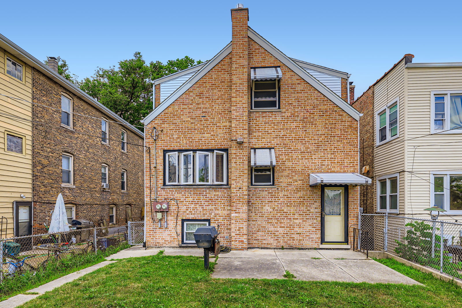 5443 S Nottingham Avenue, Chicago, IL 60638