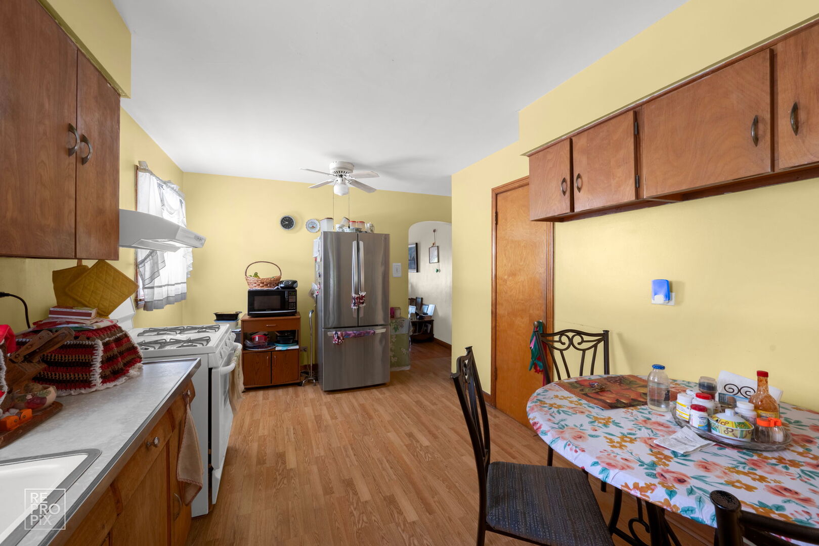 3645 W Dickens Avenue, Chicago, IL 60647