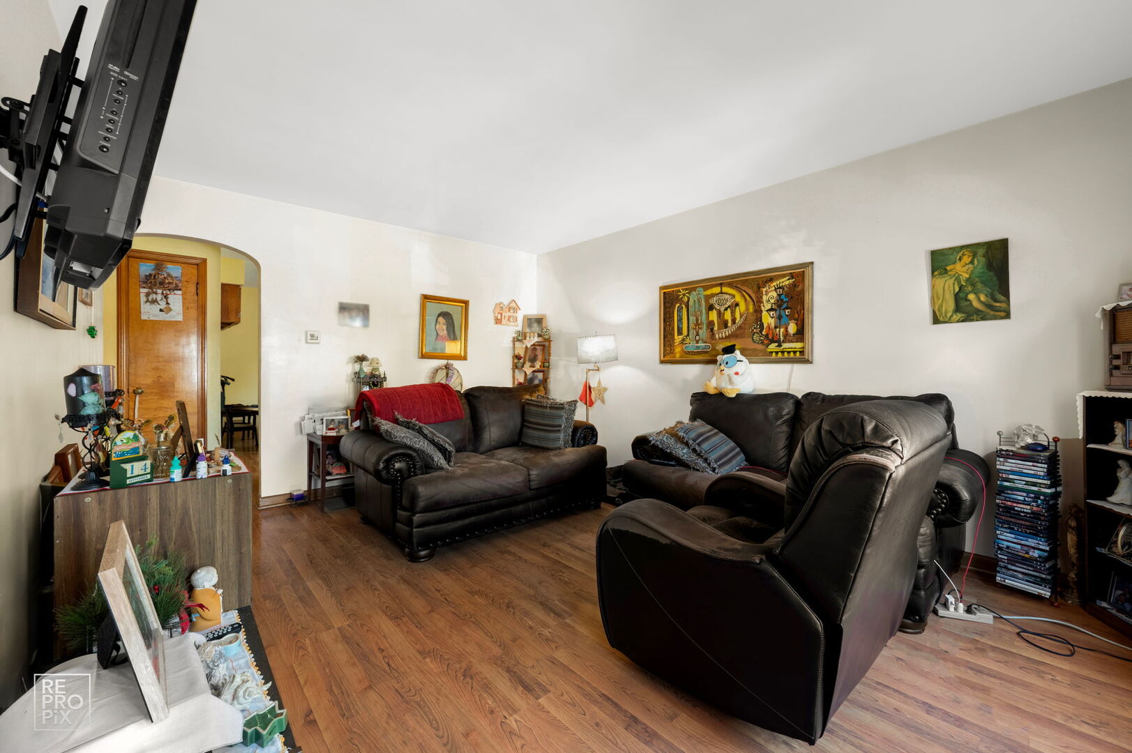 3645 W Dickens Avenue, Chicago, IL 60647