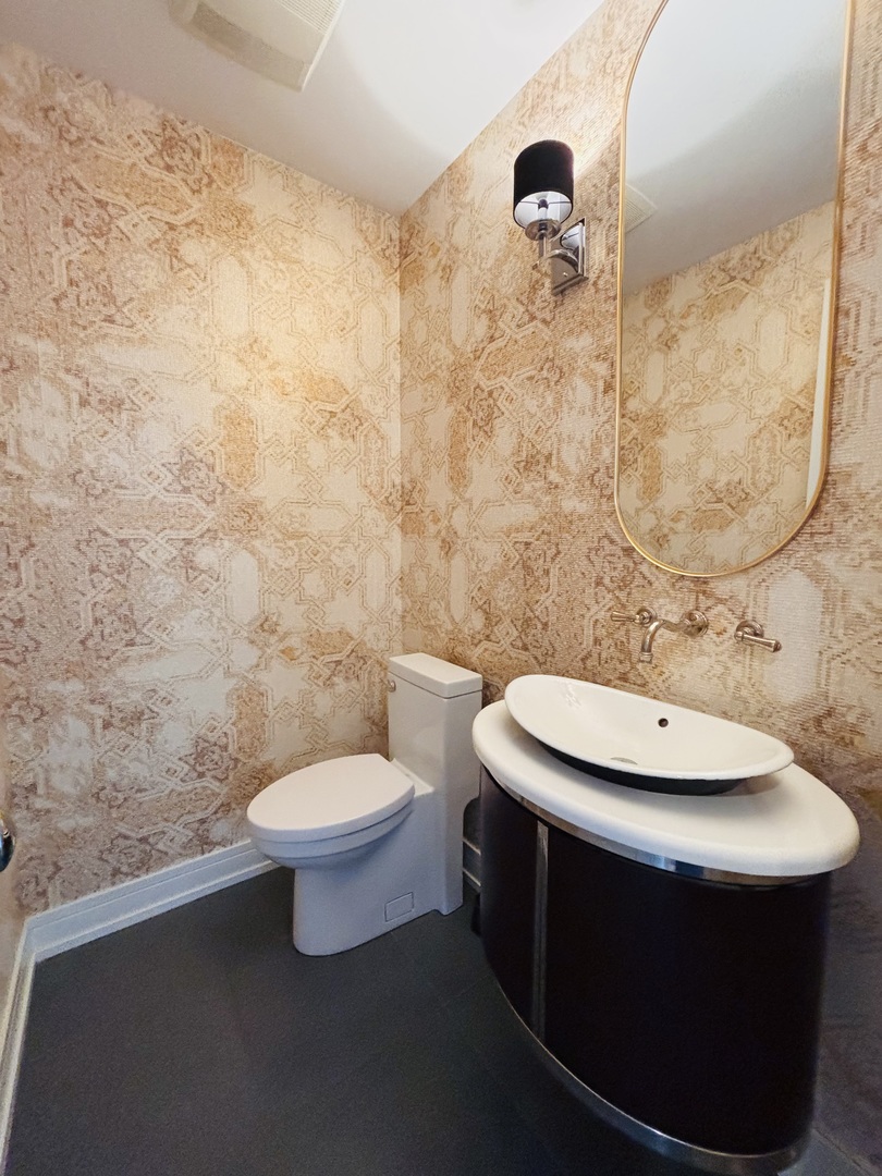 438 S Quincy Street, Hinsdale, IL 60521