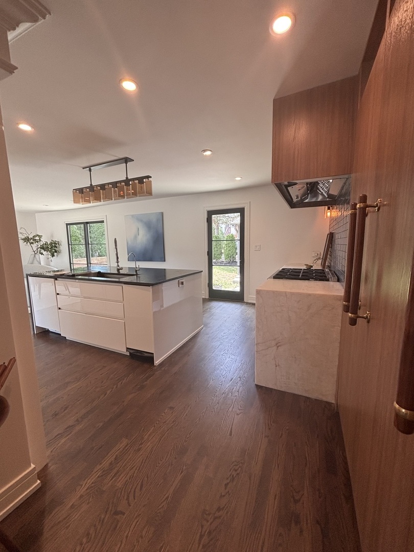 438 S Quincy Street, Hinsdale, IL 60521