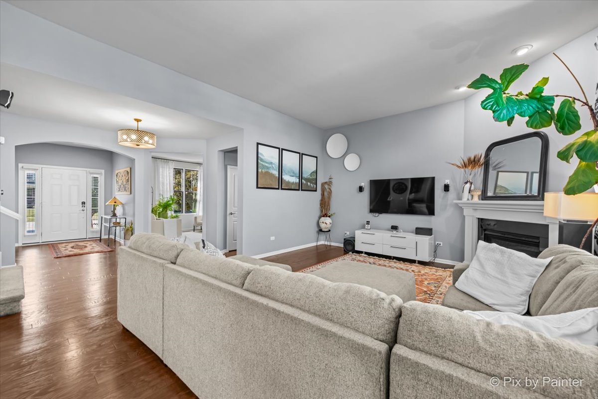 154 Chapin Way, Oswego, IL 60543