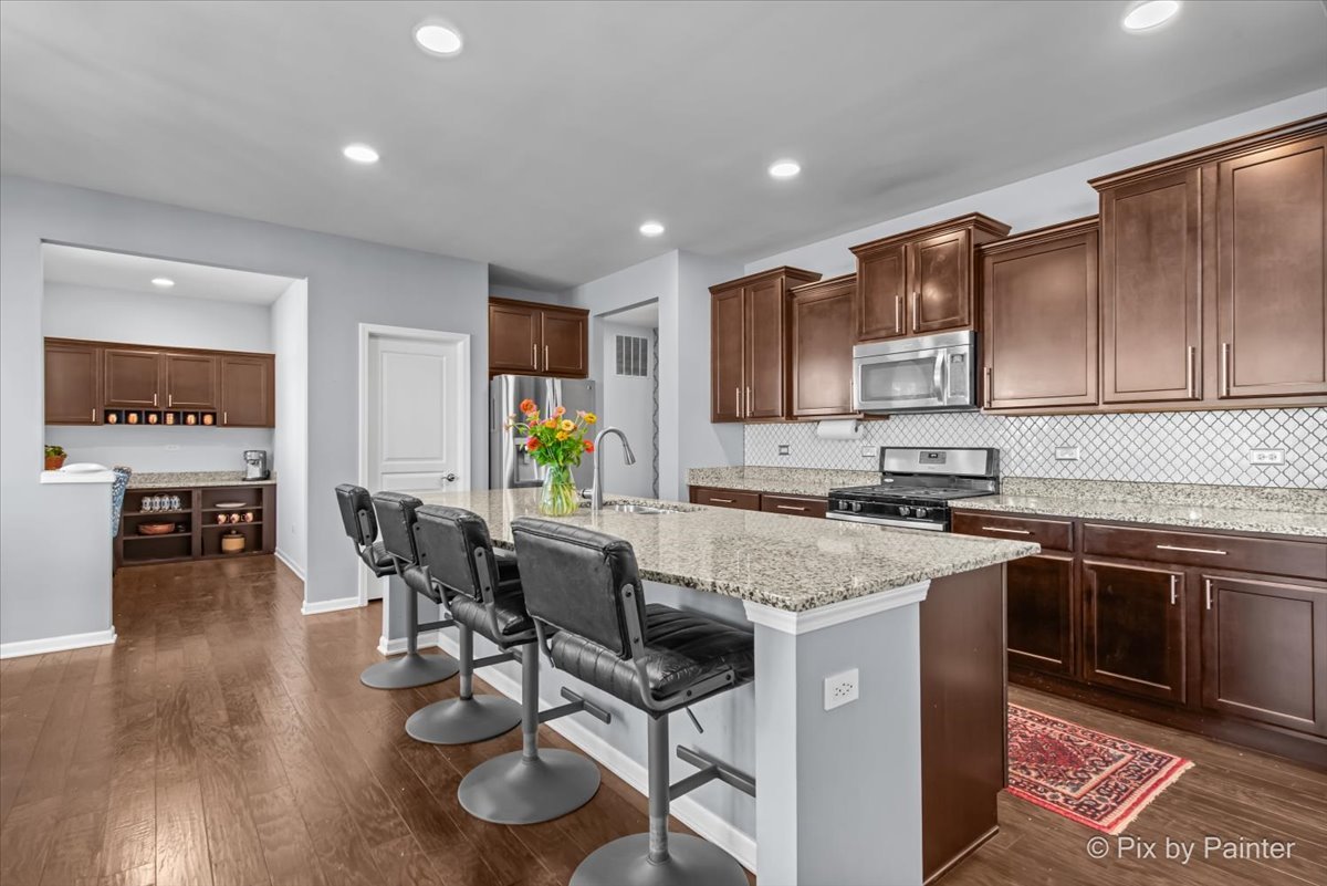 154 Chapin Way, Oswego, IL 60543