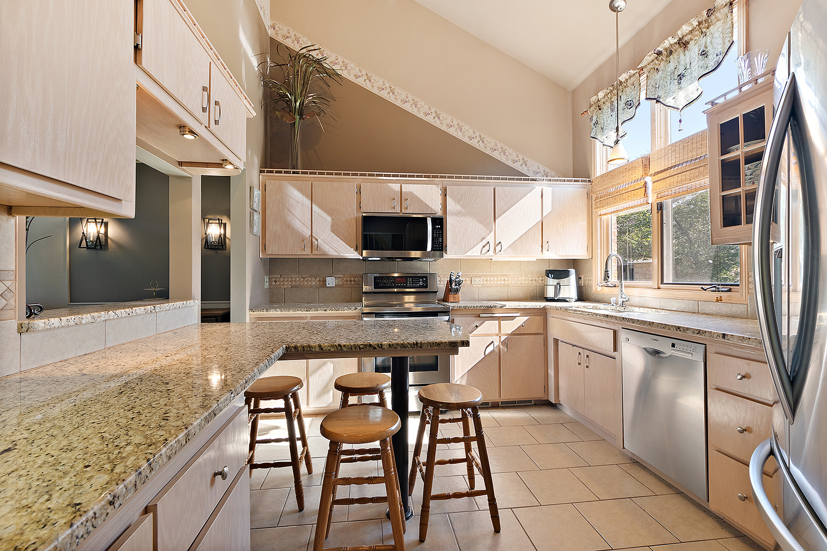 17394 Brook Crossing Lane, Orland Park, IL 60467