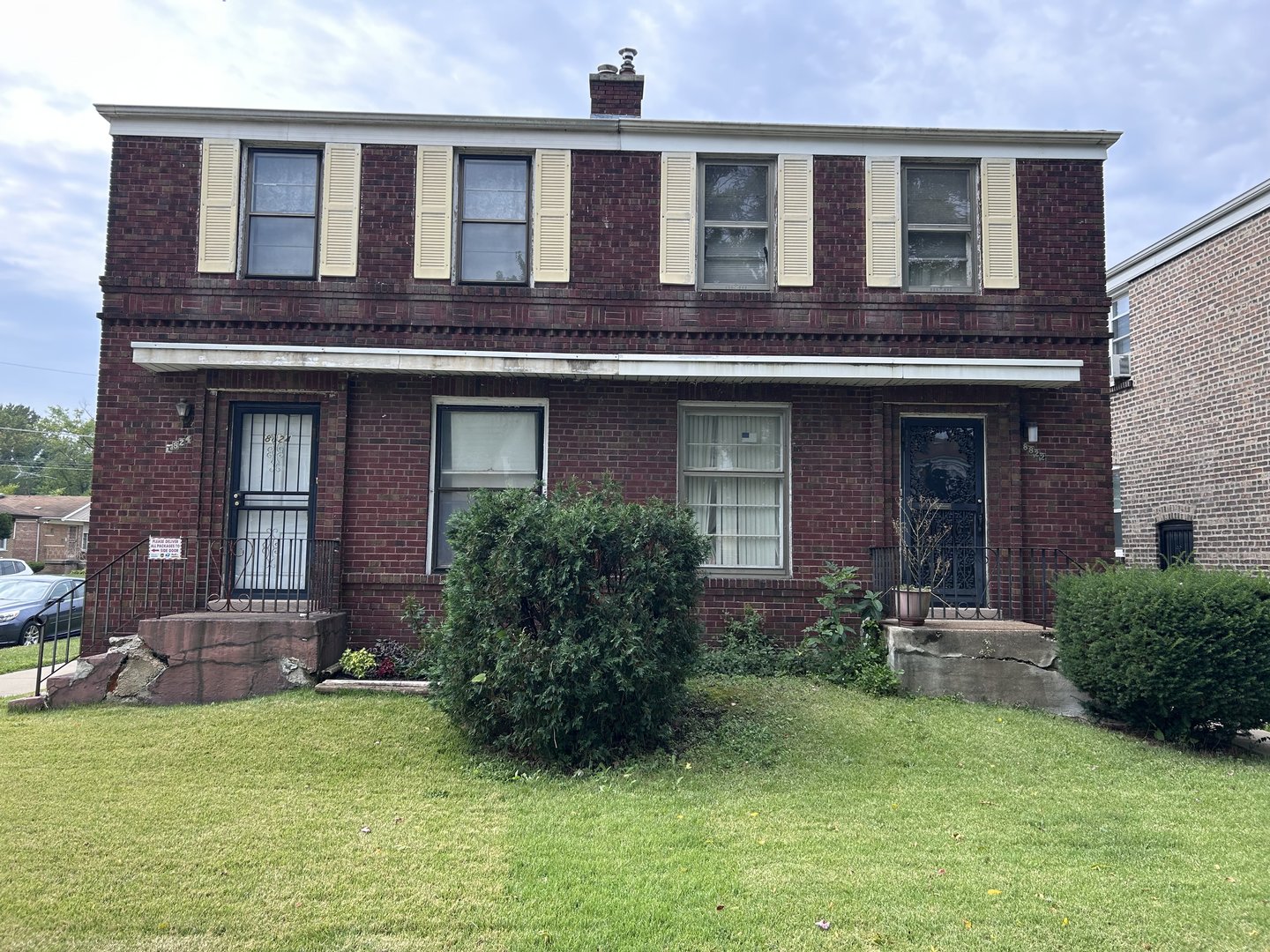 8822 S Kenwood Avenue, Chicago, IL 60619