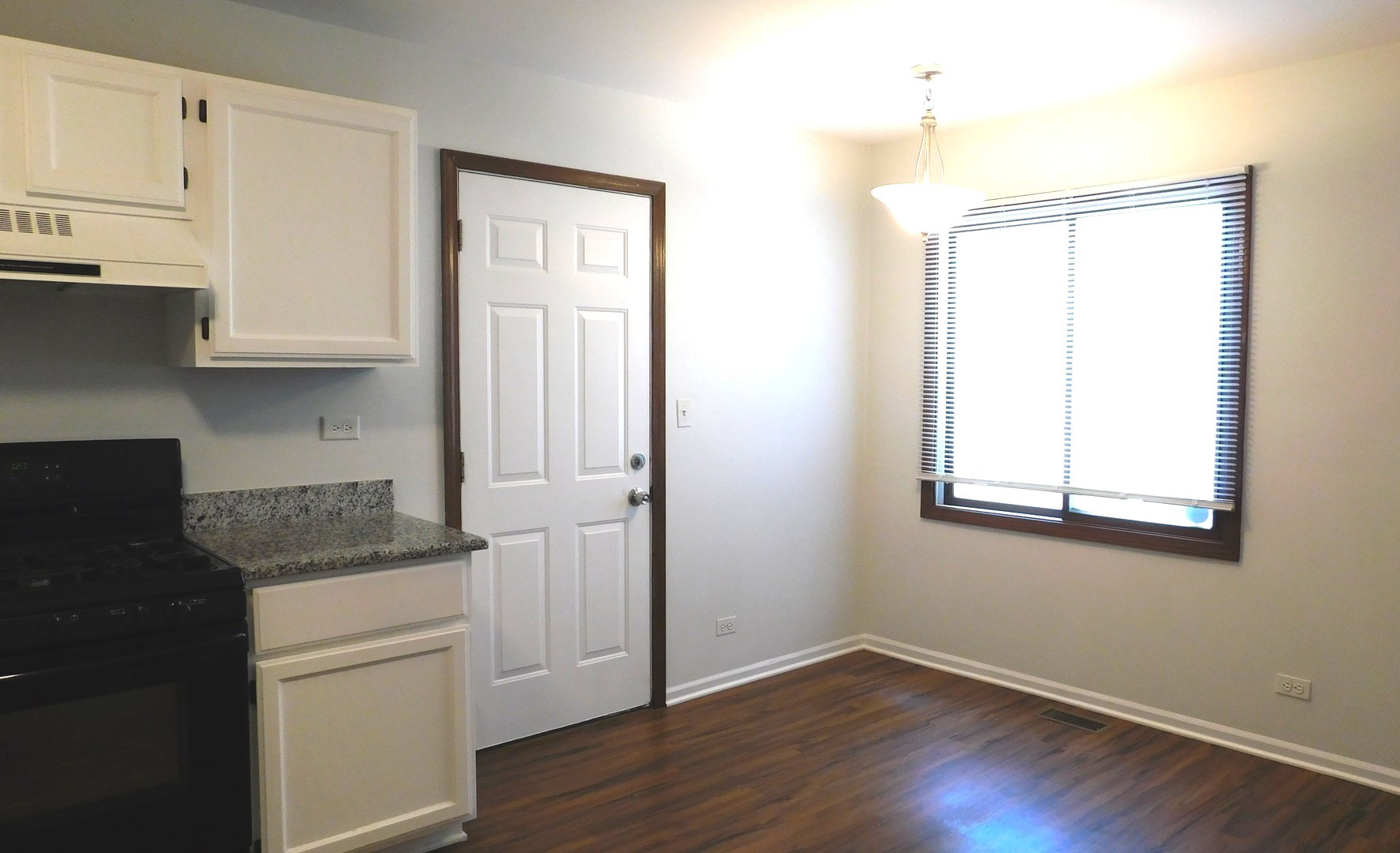 1645 Hilton Head Drive, Naperville, IL 60563