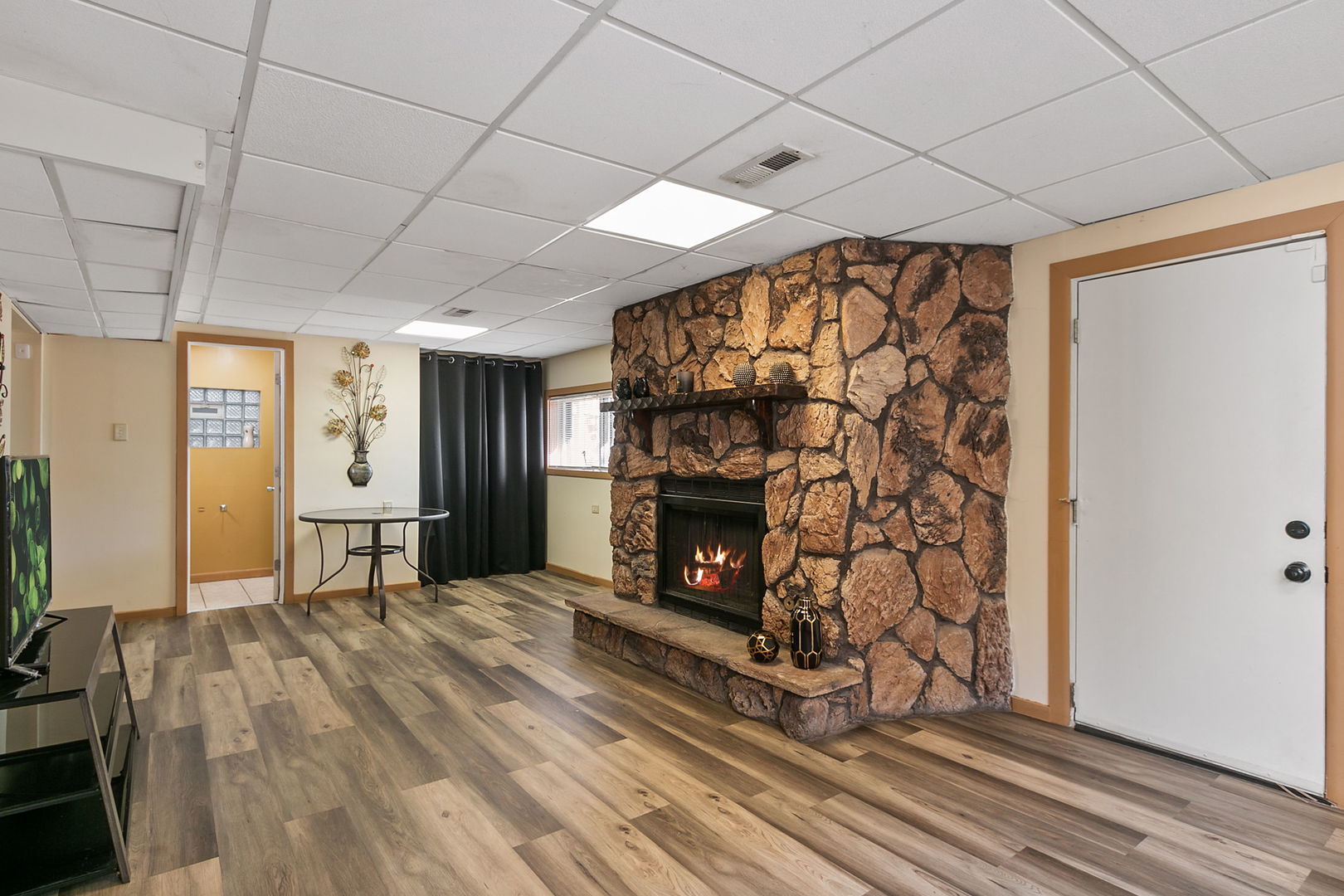 15221 Oak Street, Dolton, IL 60419