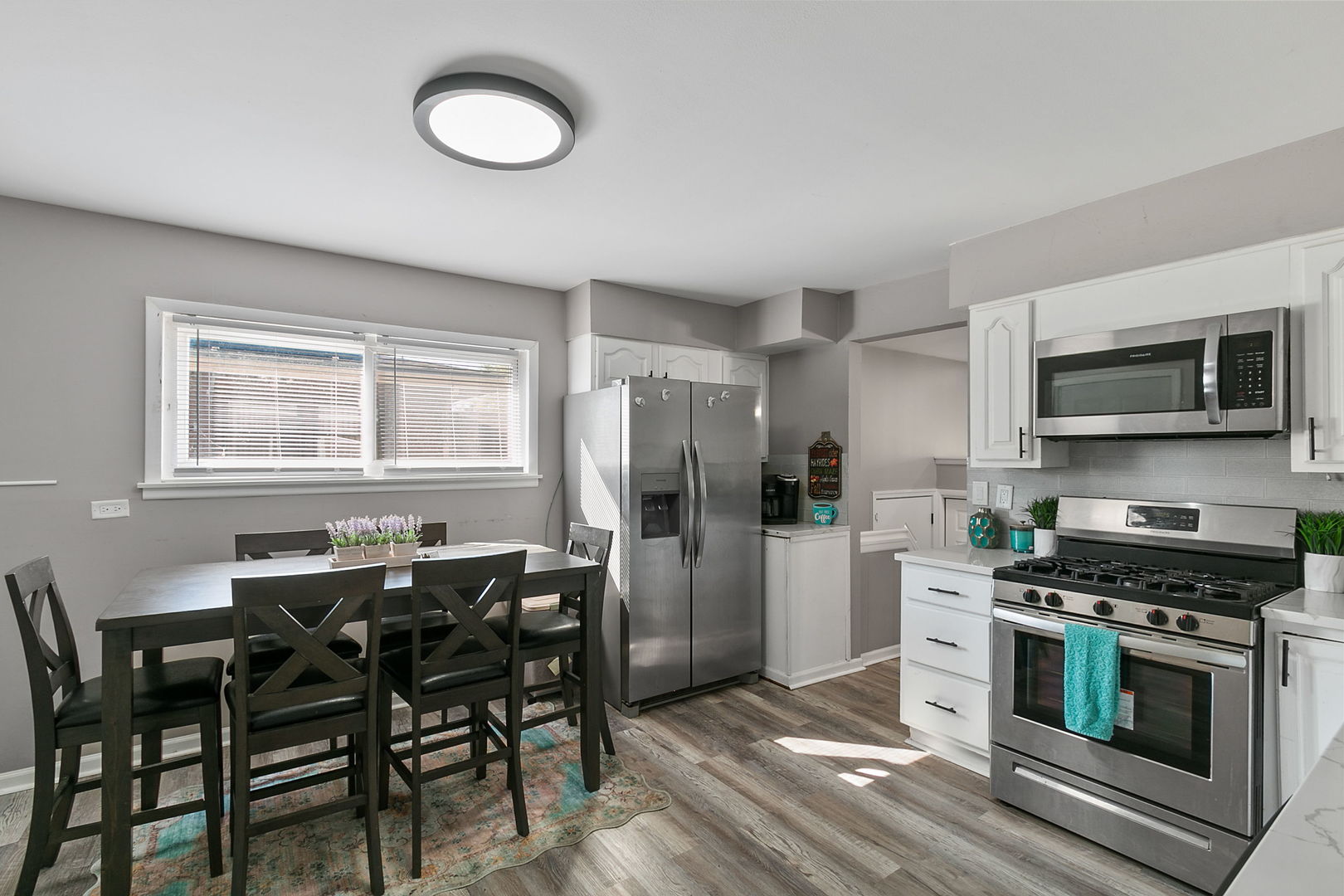 15221 Oak Street, Dolton, IL 60419