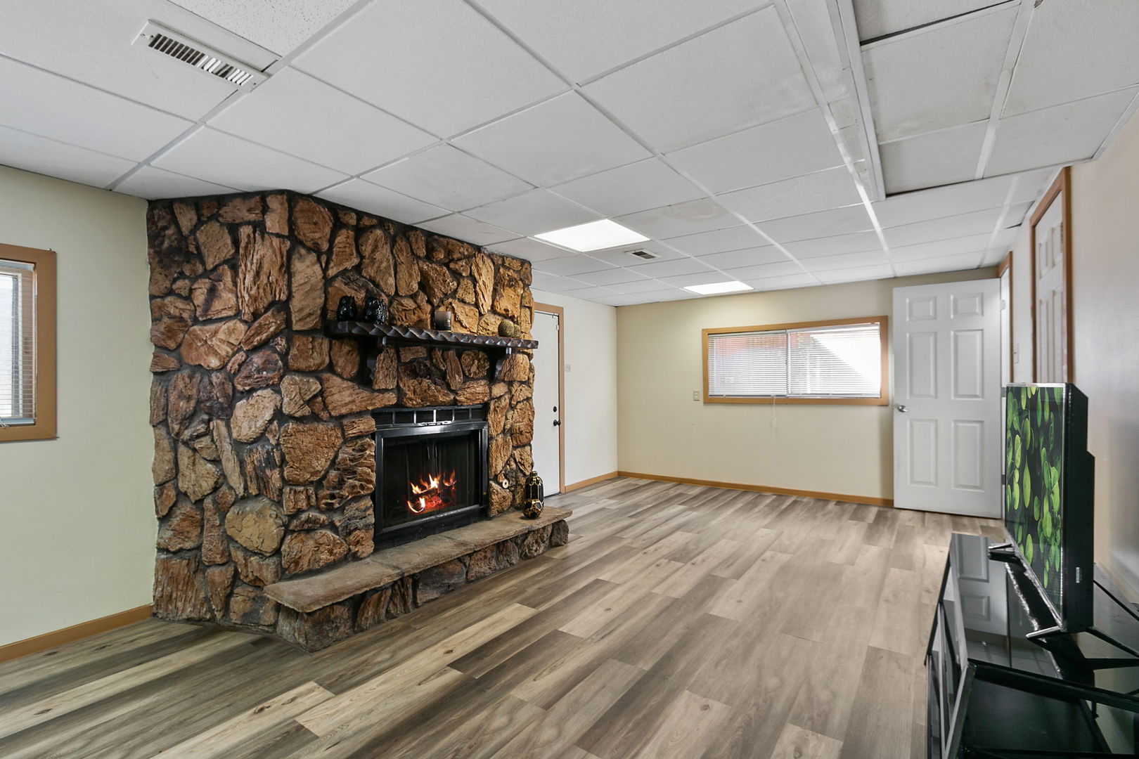 15221 Oak Street, Dolton, IL 60419