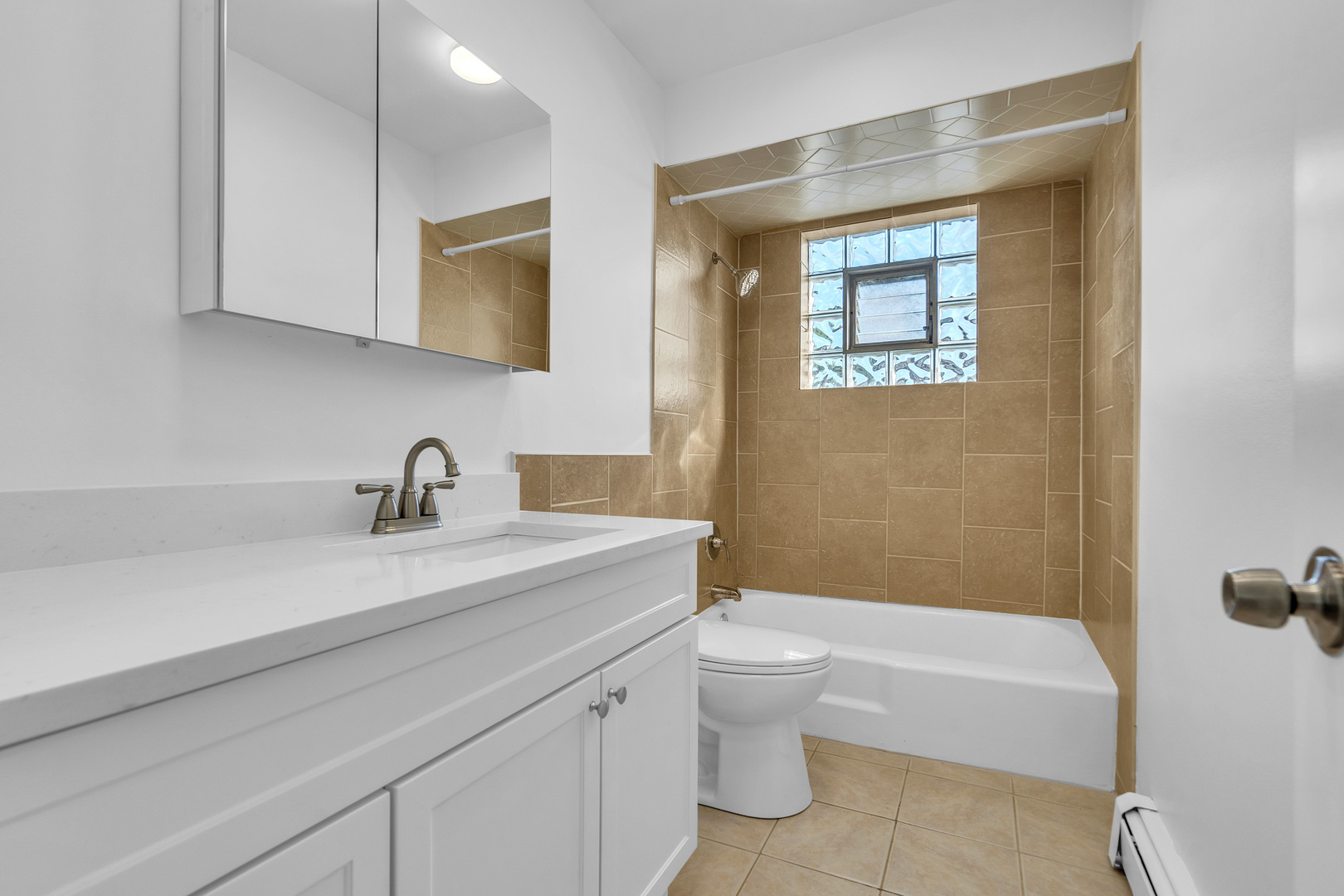 512 W Ida Court #1, Mount Prospect, IL 60056