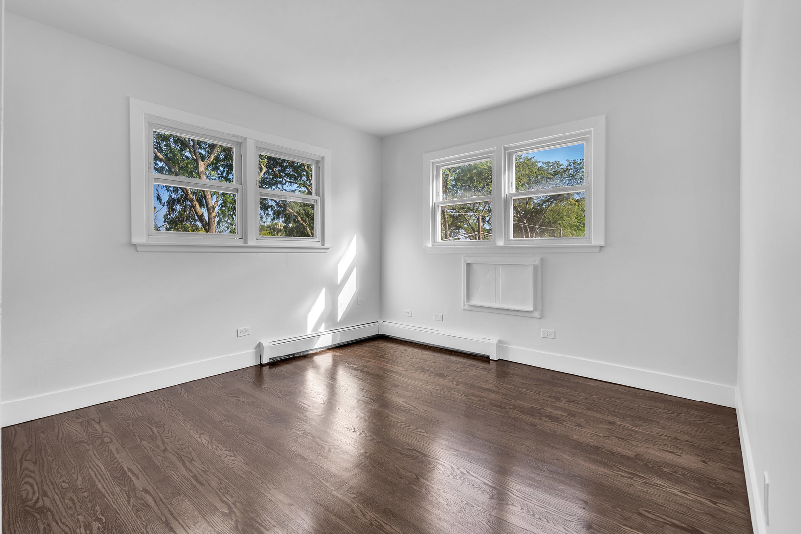 512 W Ida Court #1, Mount Prospect, IL 60056