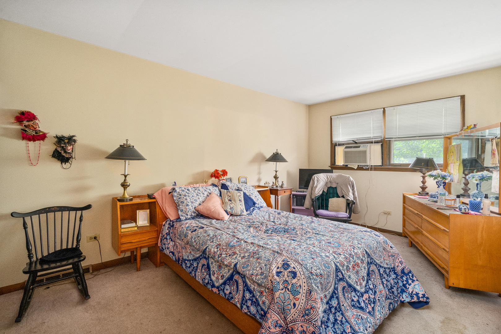 18350 Carpenter Street, Homewood, IL 60430