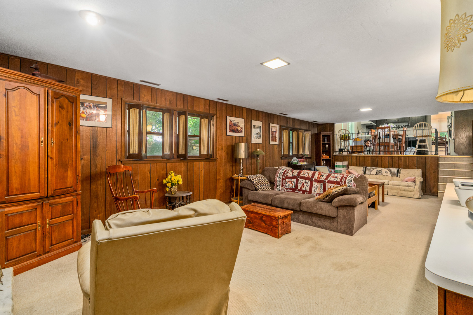 18350 Carpenter Street, Homewood, IL 60430