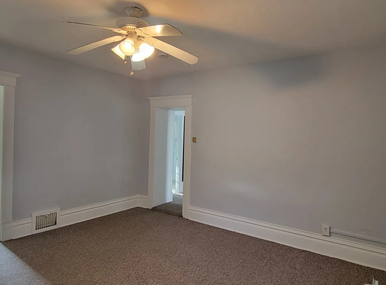 327 S State Street, Lockport, IL 60441