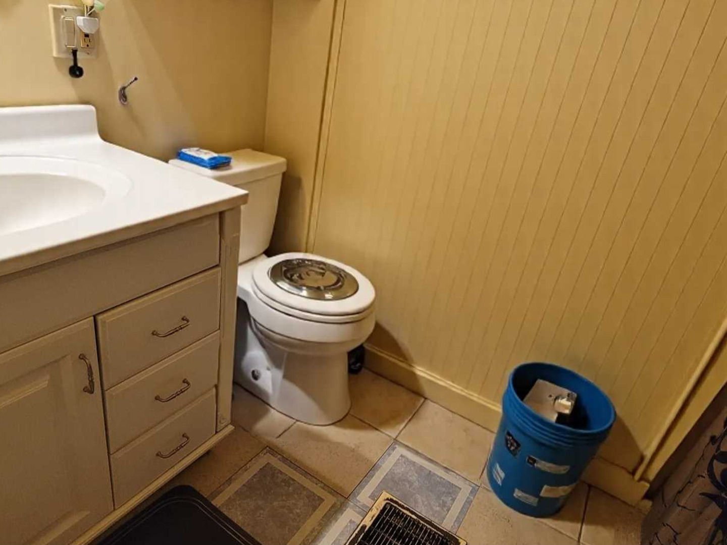 327 S State Street, Lockport, IL 60441