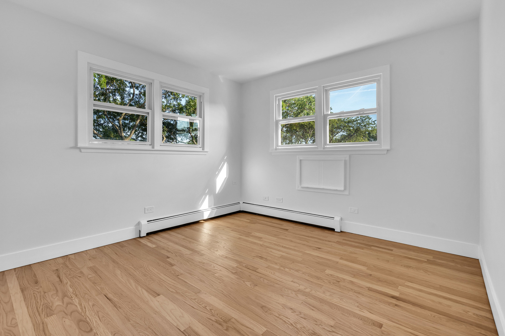 512 W Ida Court #2, Mount Prospect, IL 60056