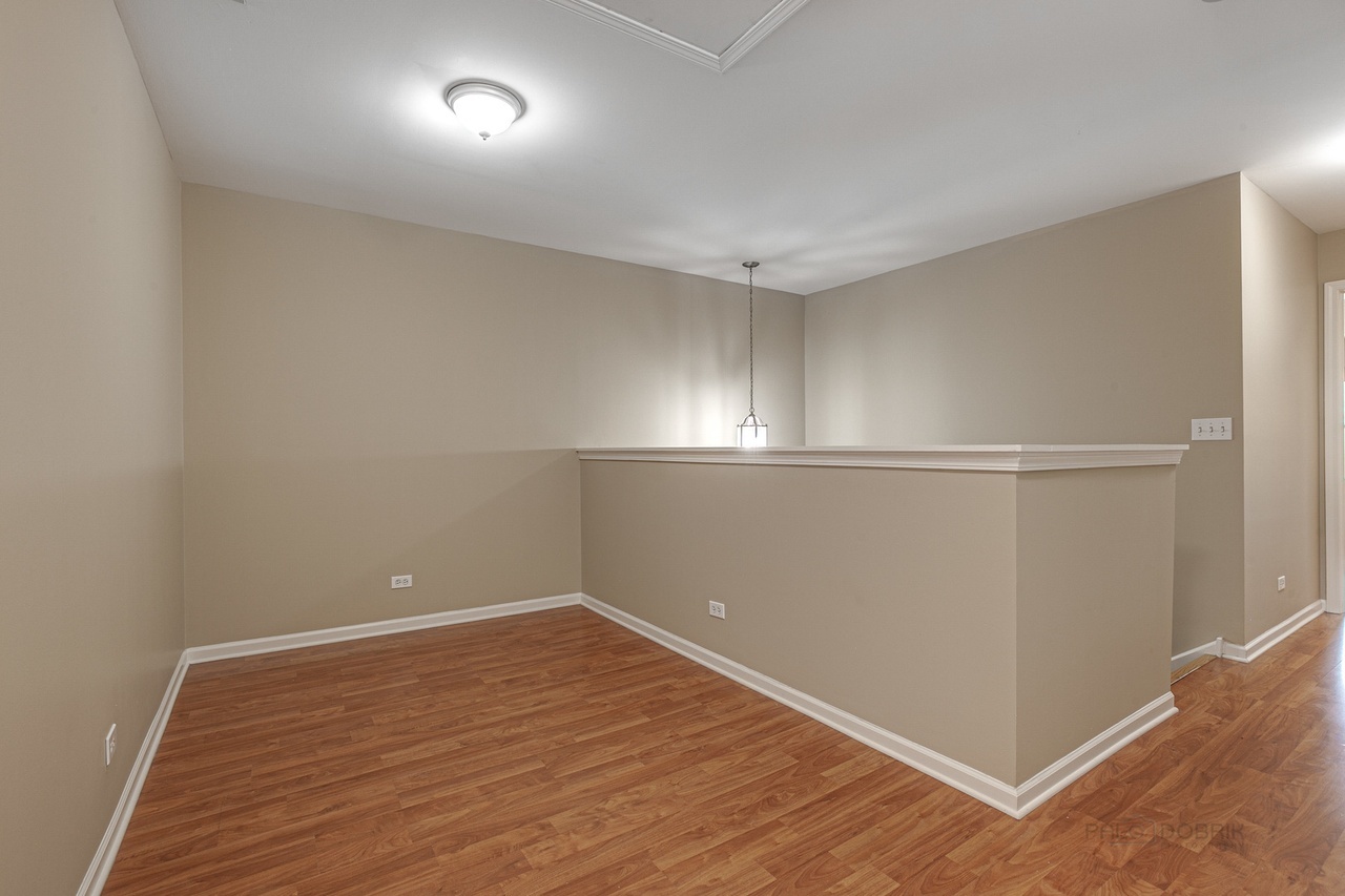 1817 CRENSHAW Circle, Vernon Hills, IL 60061