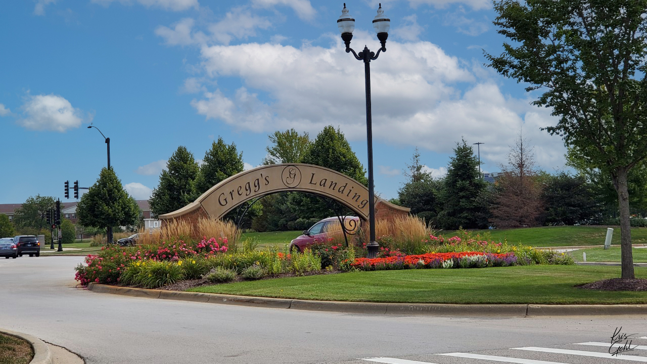 1817 CRENSHAW Circle, Vernon Hills, IL 60061