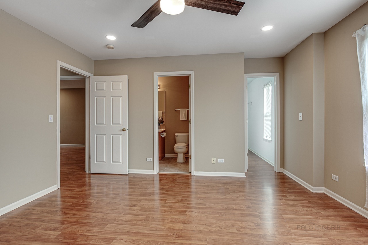 1817 CRENSHAW Circle, Vernon Hills, IL 60061