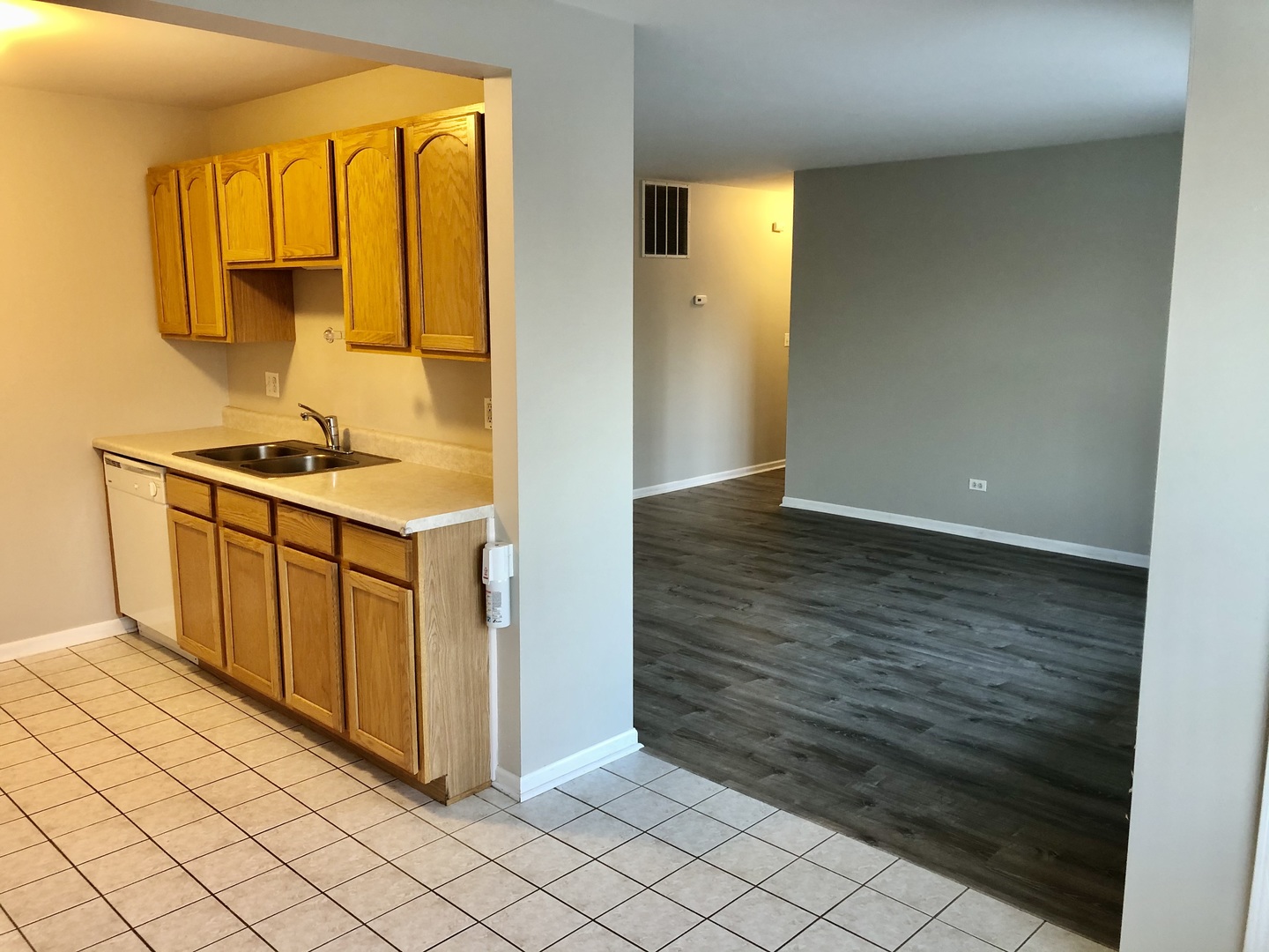 928 N Village Drive #1, Round Lake Beach, IL 60073