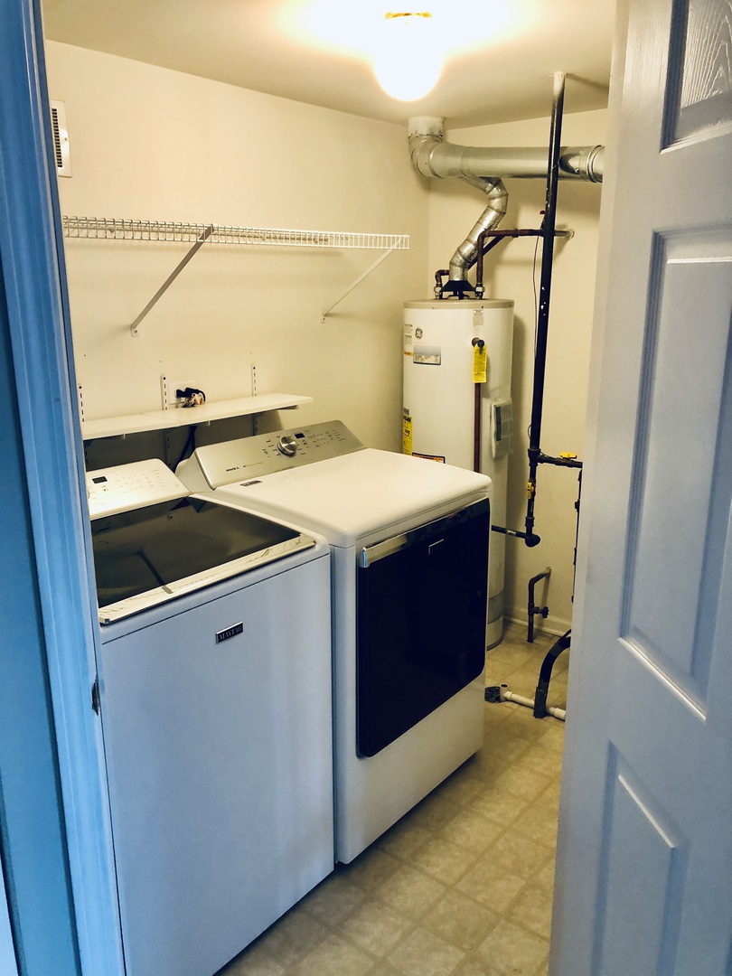 928 N Village Drive #1, Round Lake Beach, IL 60073