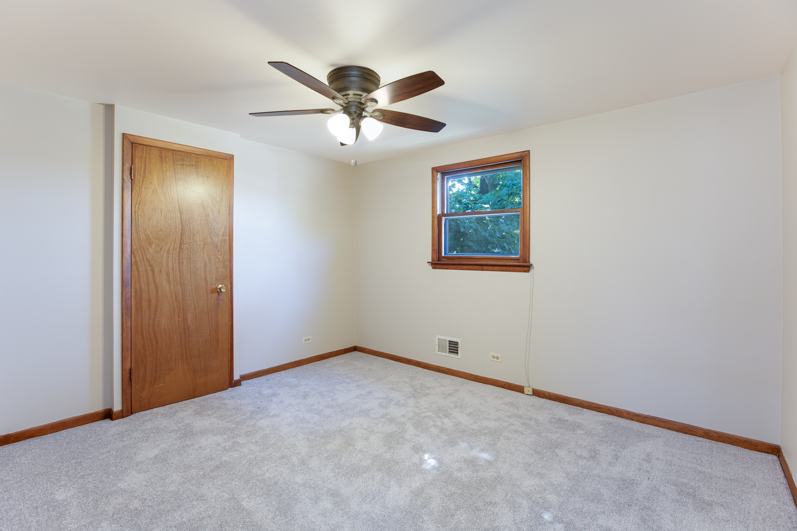 5301 N Melvina Avenue, Chicago, IL 60630