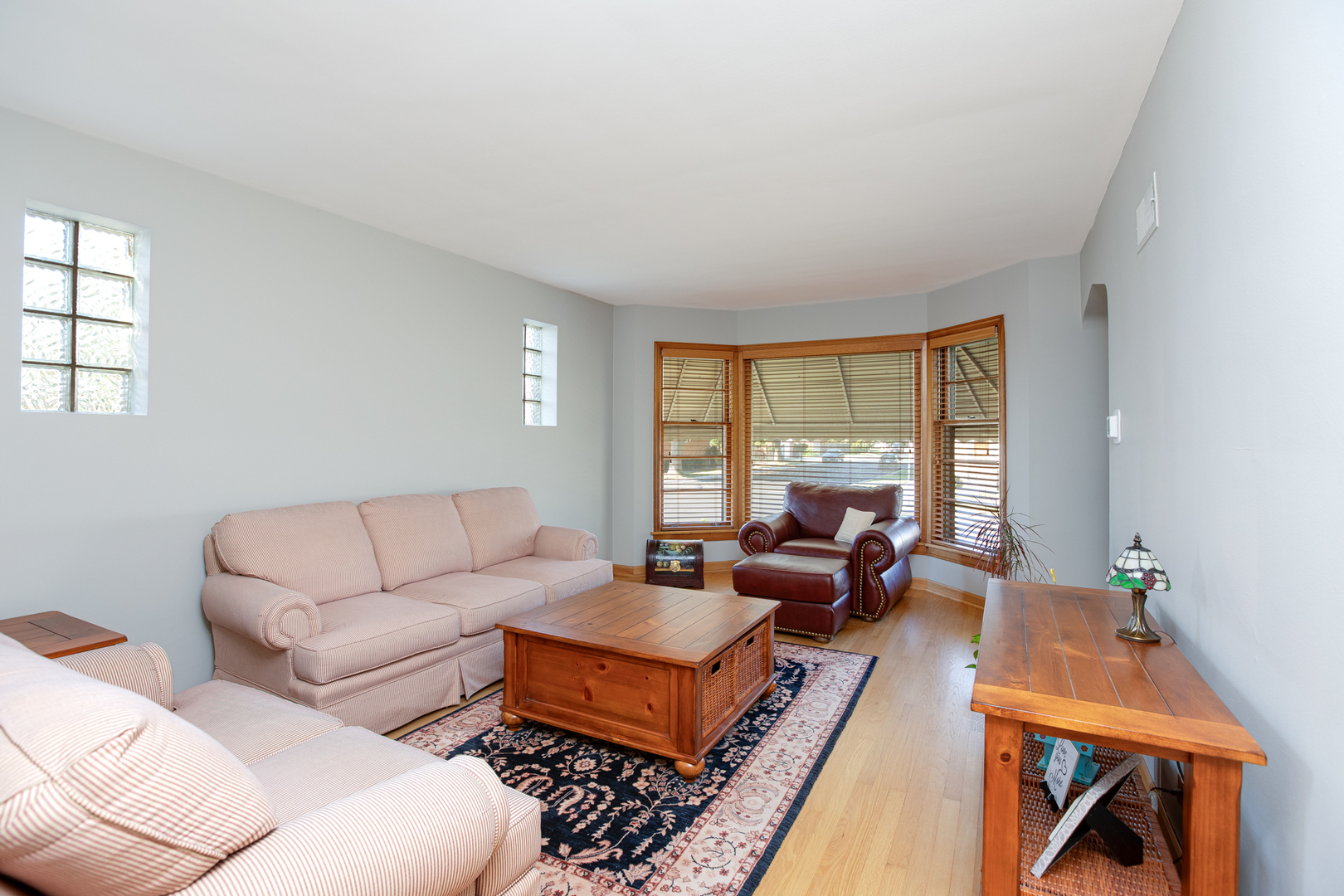 5301 N Melvina Avenue, Chicago, IL 60630