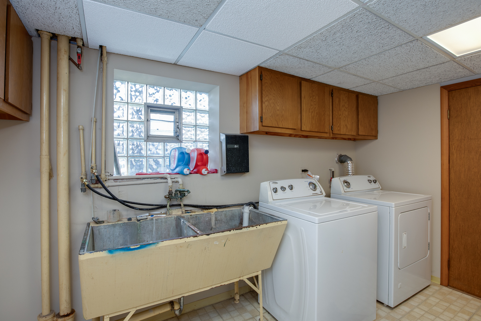 5301 N Melvina Avenue, Chicago, IL 60630