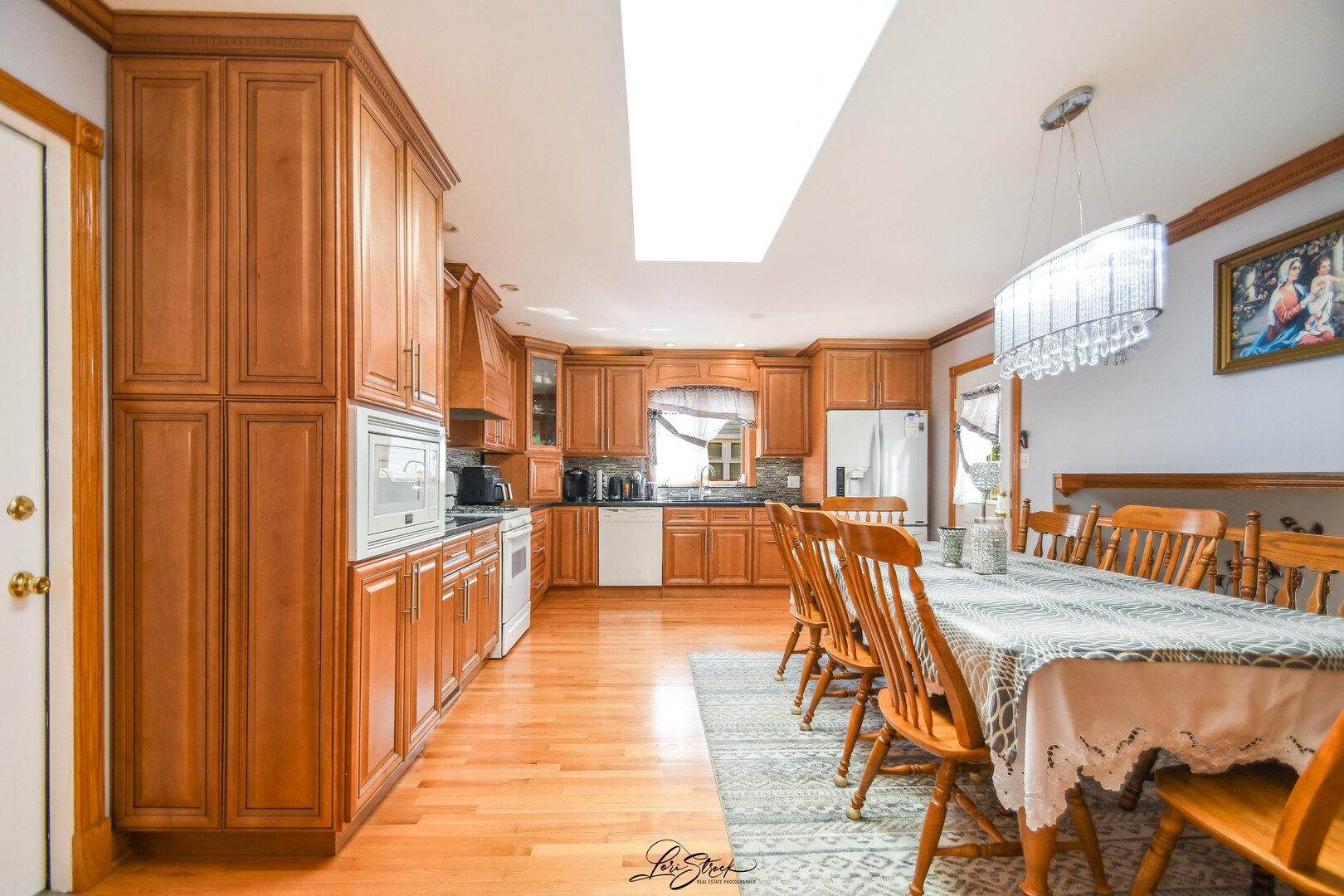 7810 S Lockwood Avenue, Burbank, IL 60459