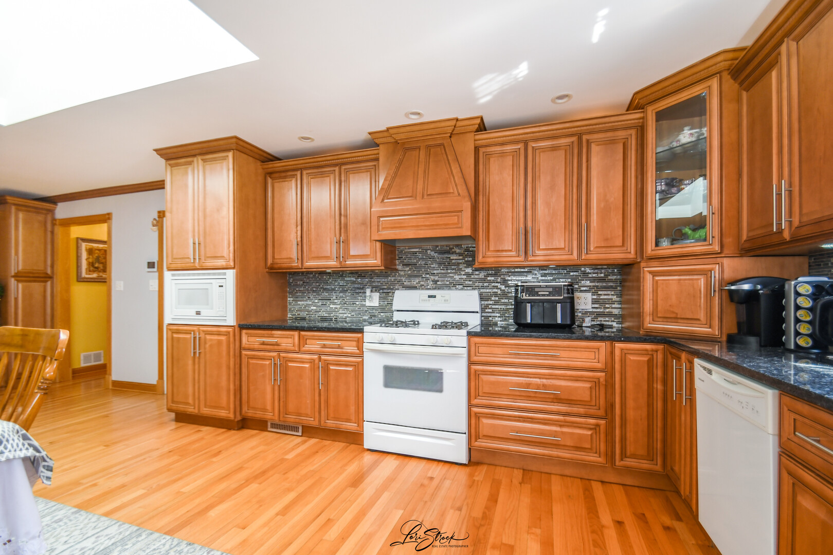 7810 S Lockwood Avenue, Burbank, IL 60459