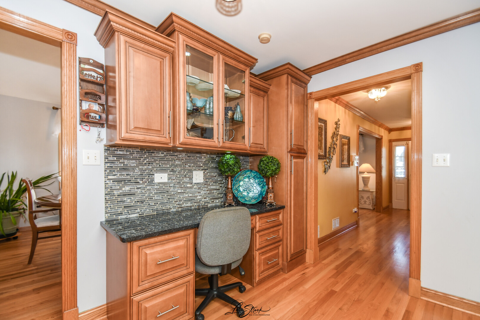 7810 S Lockwood Avenue, Burbank, IL 60459