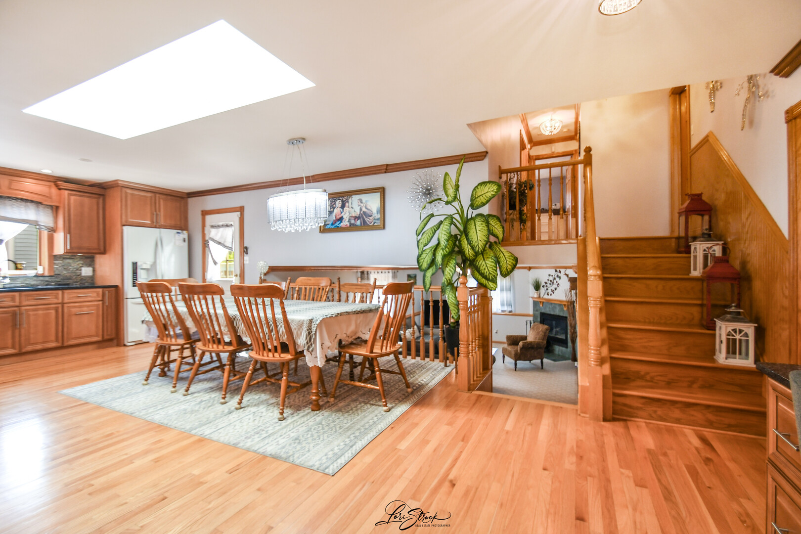 7810 S Lockwood Avenue, Burbank, IL 60459