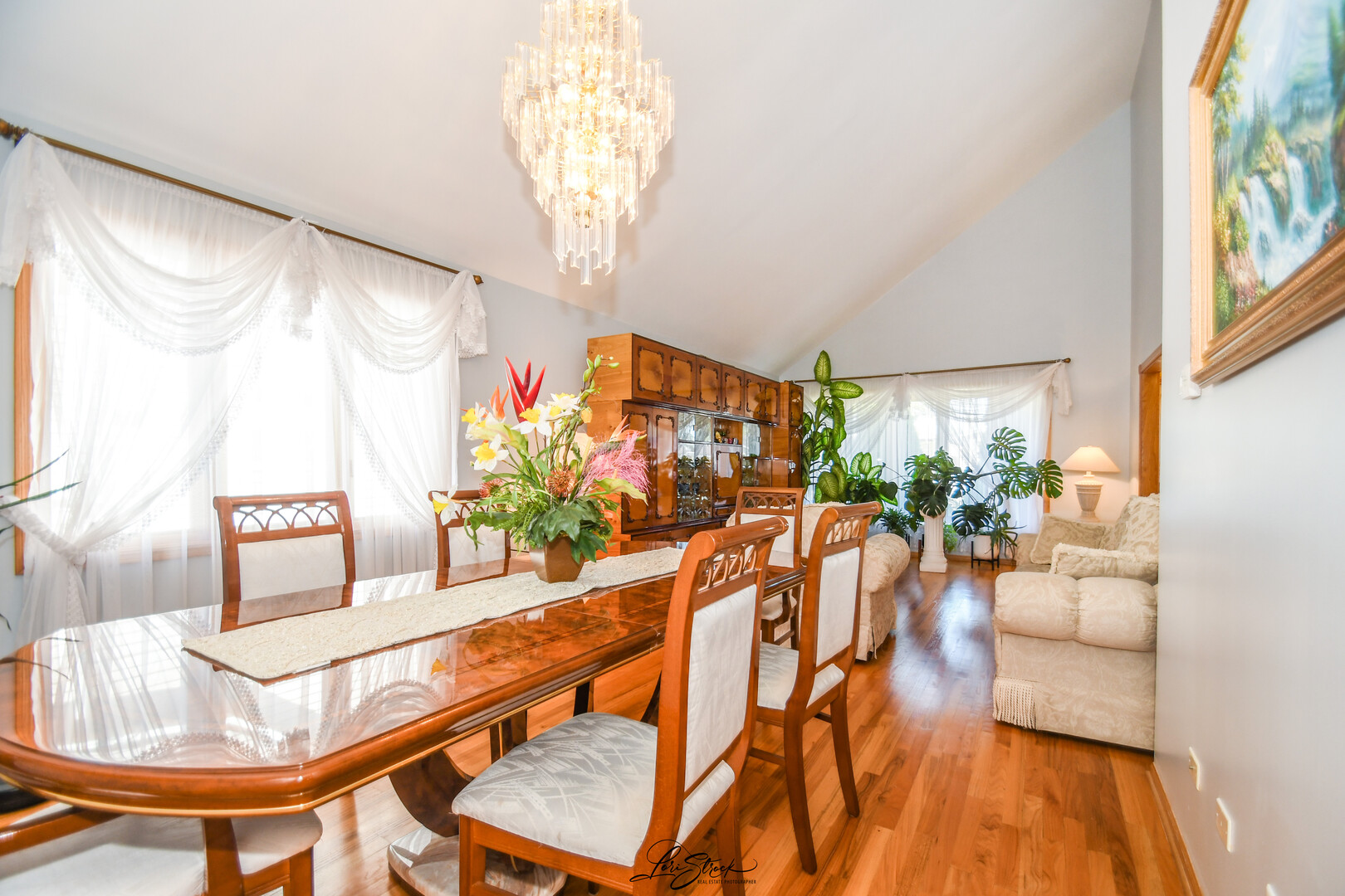 7810 S Lockwood Avenue, Burbank, IL 60459