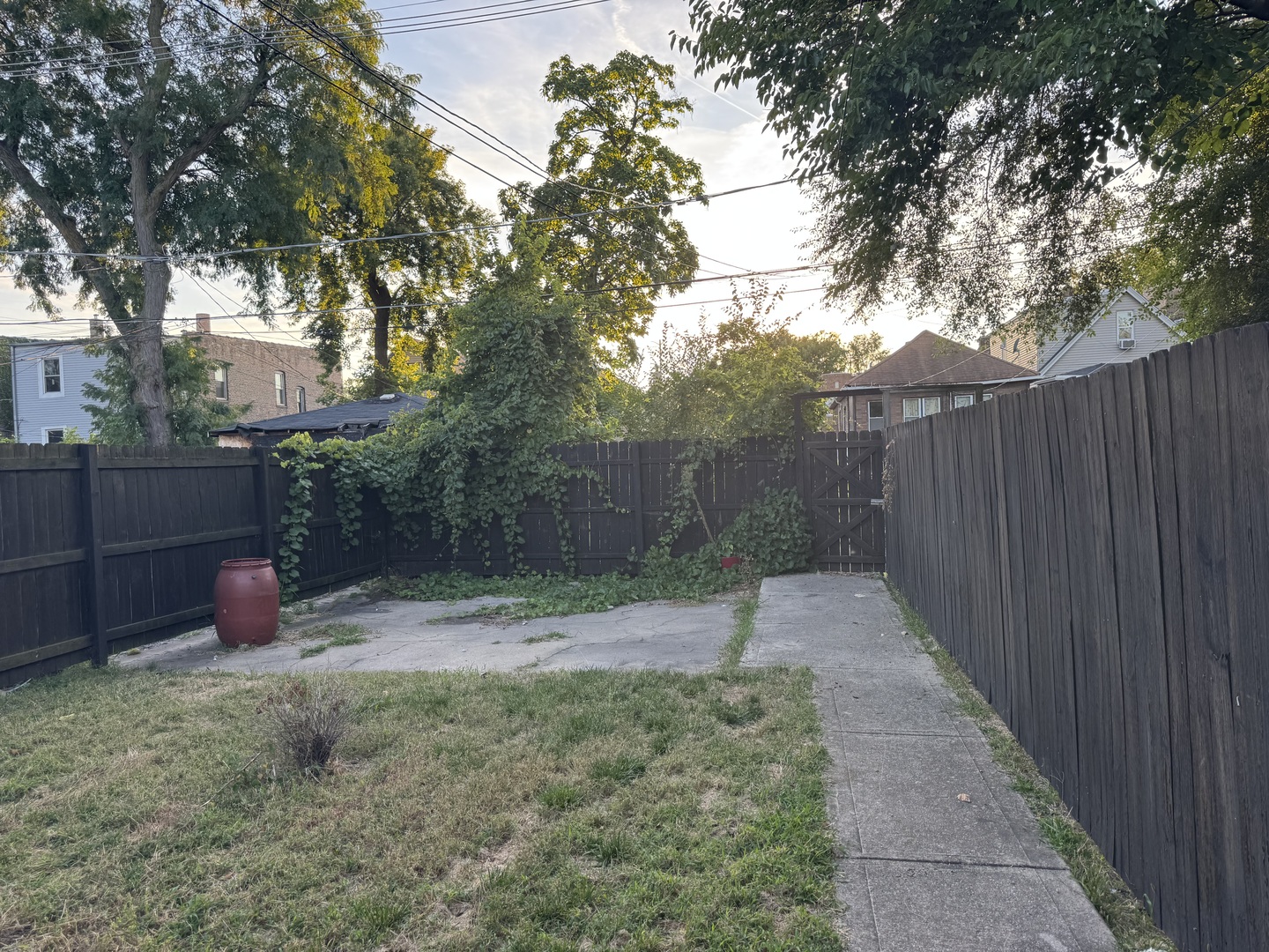 7316 S Woodlawn Avenue, Chicago, IL 60619