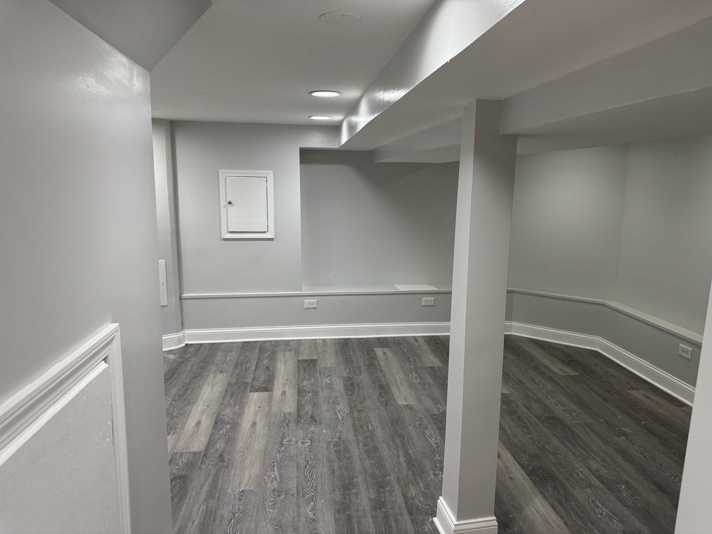 7316 S Woodlawn Avenue, Chicago, IL 60619