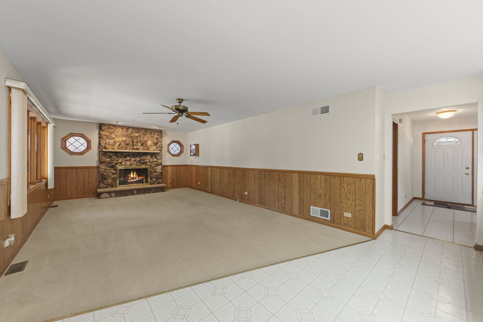 14051 E Laramie Court, Crestwood, IL 60418