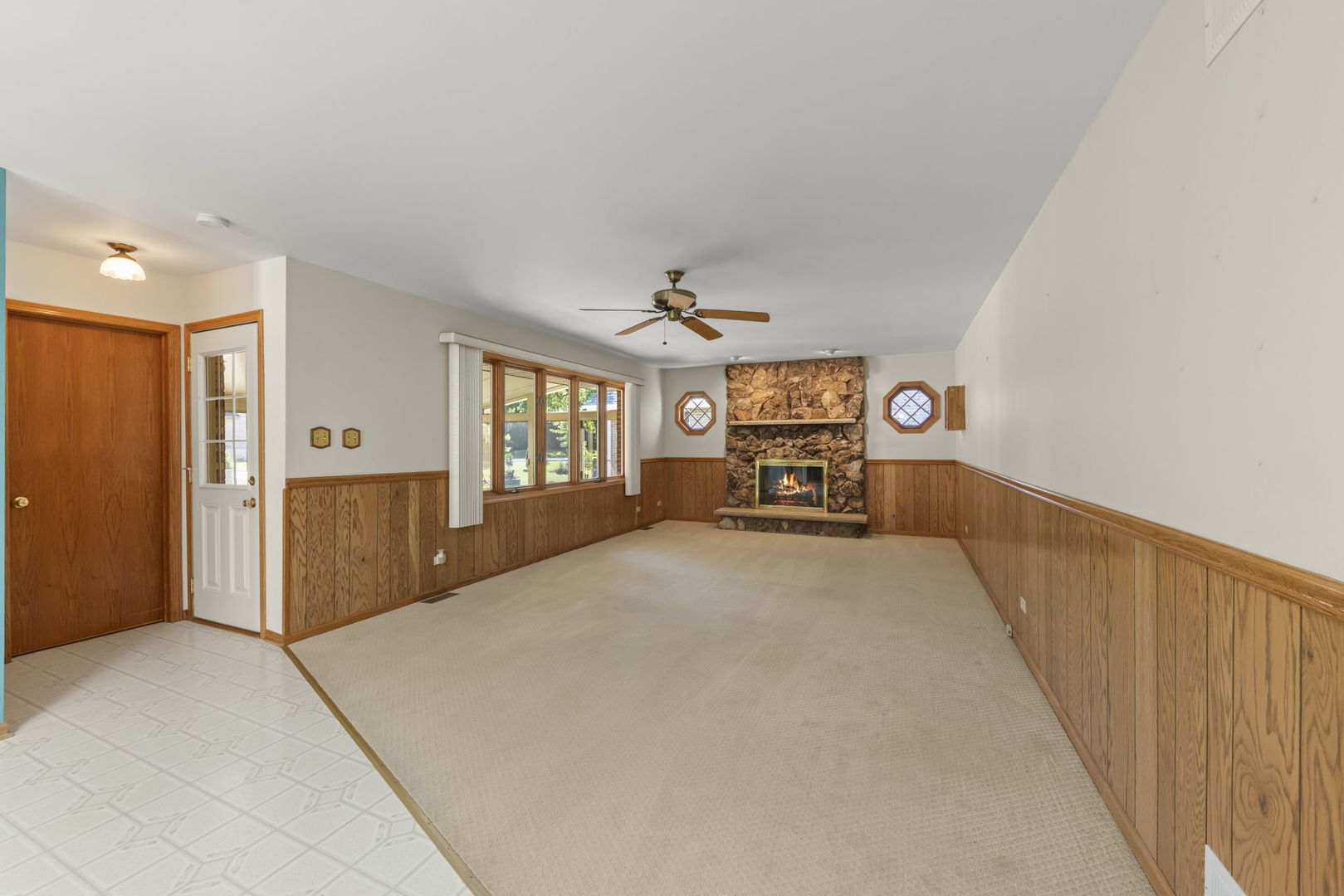 14051 E Laramie Court, Crestwood, IL 60418
