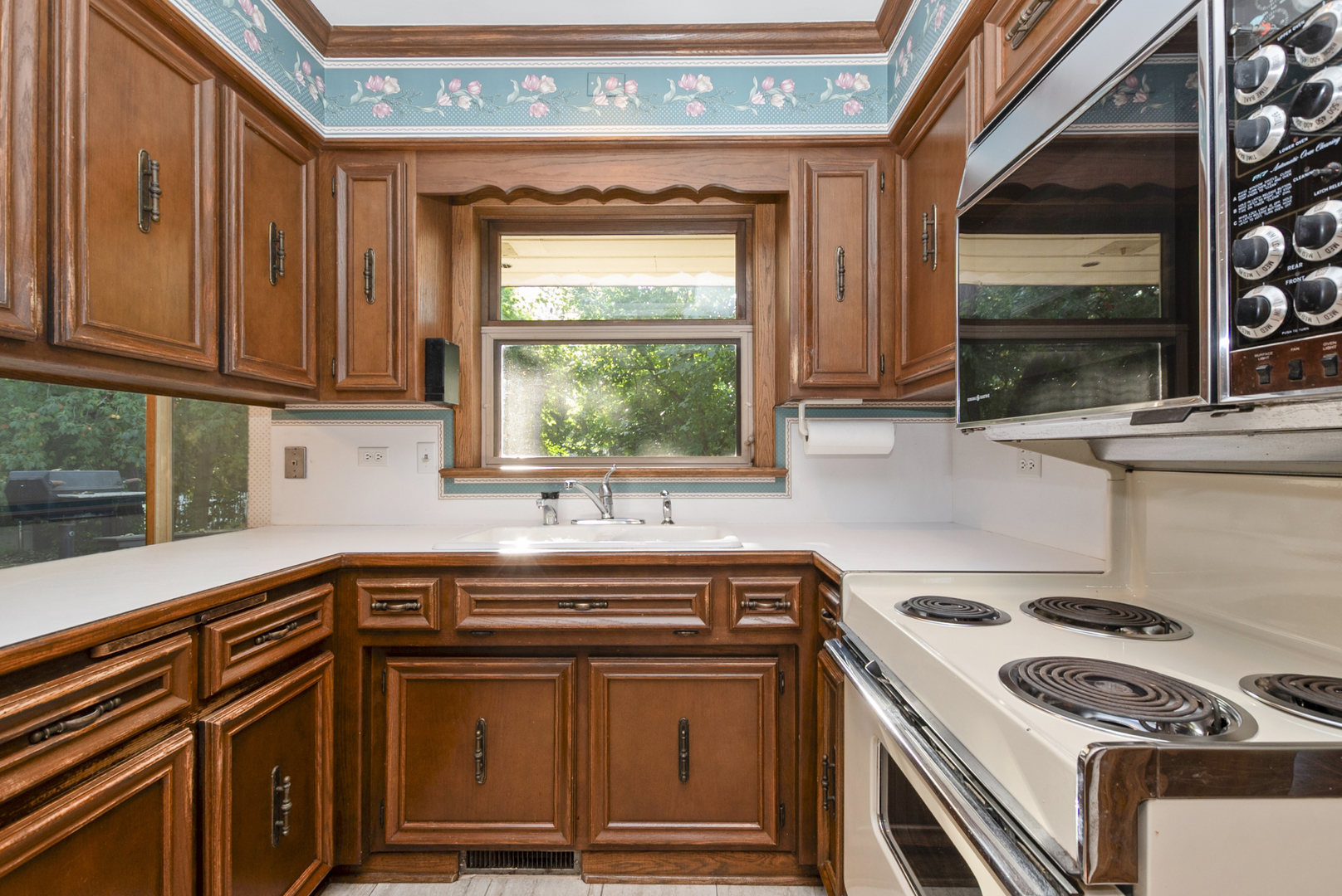 11950 S 73rd Court, Palos Heights, IL 60463