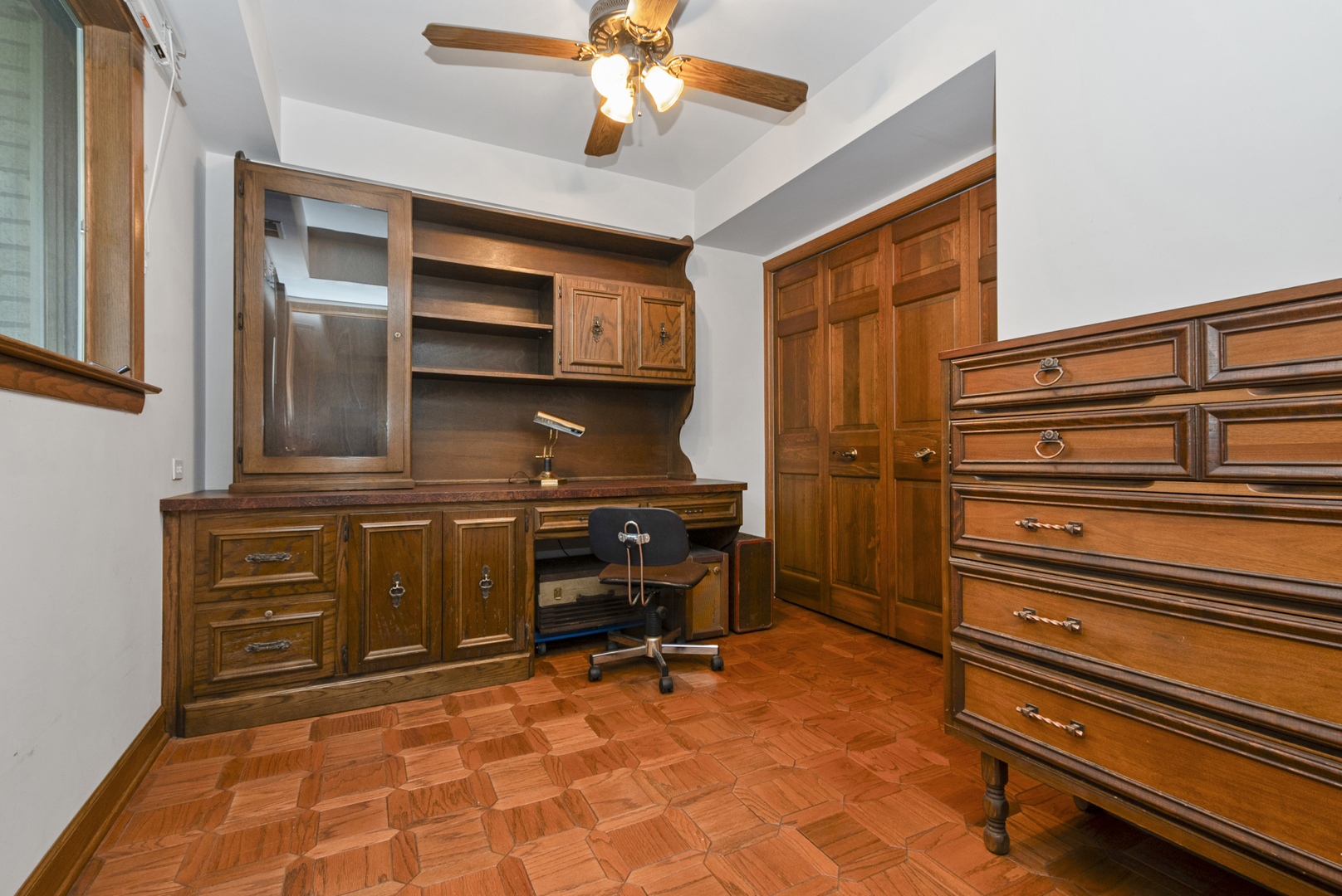 11950 S 73rd Court, Palos Heights, IL 60463