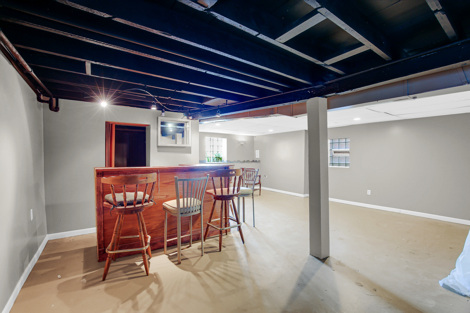 812 S Kilbourn Avenue, Chicago, IL 60624