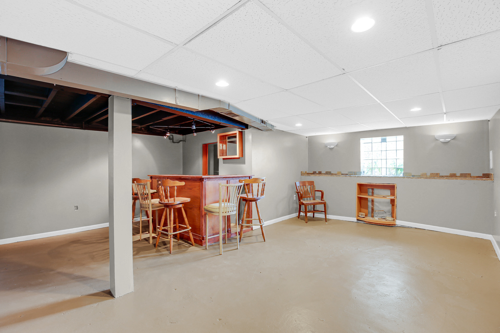 812 S Kilbourn Avenue, Chicago, IL 60624