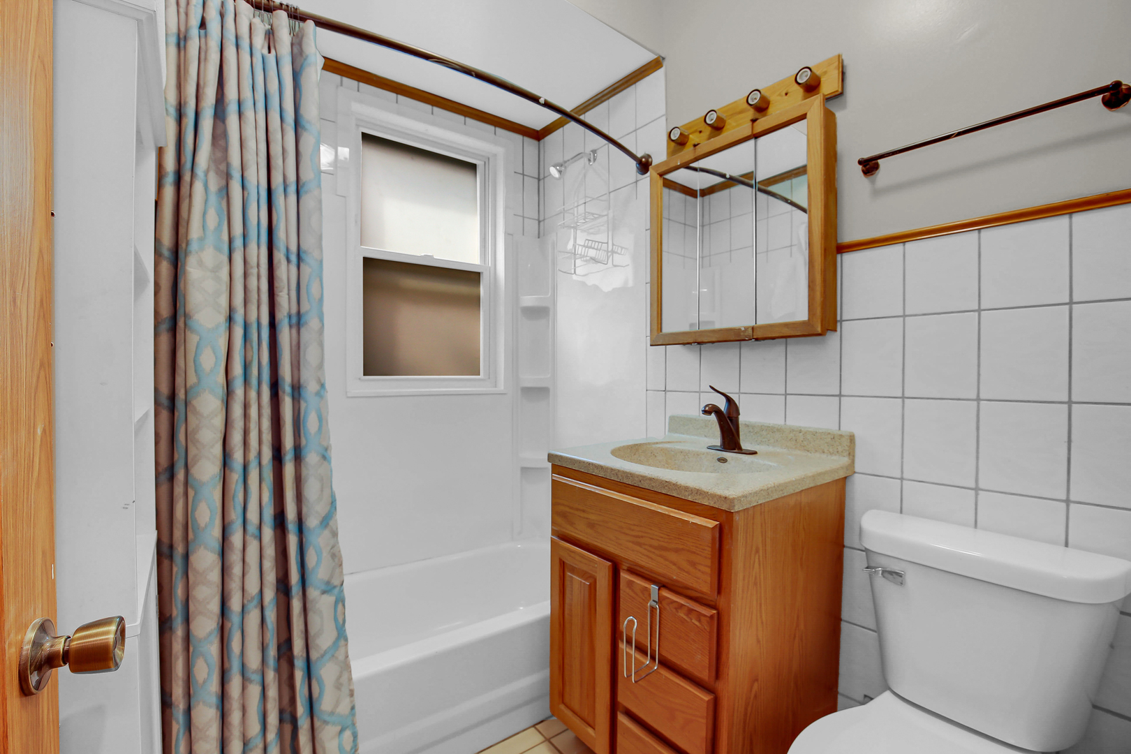 812 S Kilbourn Avenue, Chicago, IL 60624