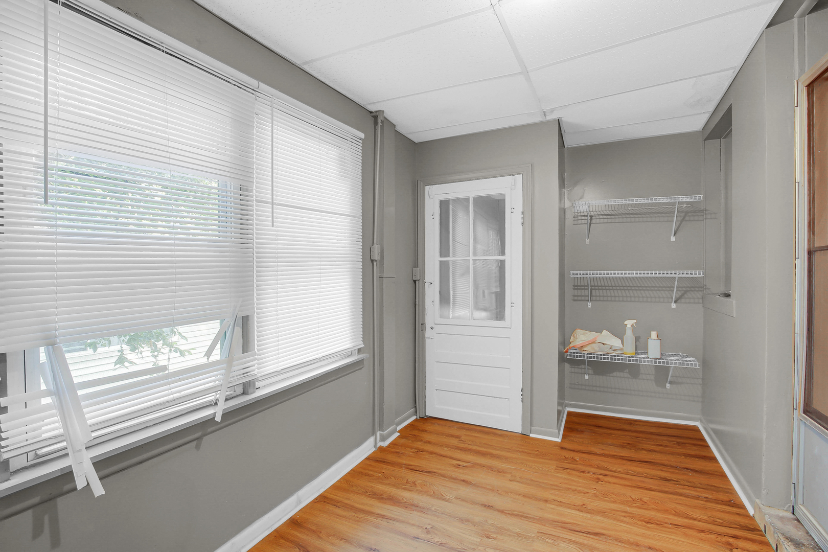 812 S Kilbourn Avenue, Chicago, IL 60624