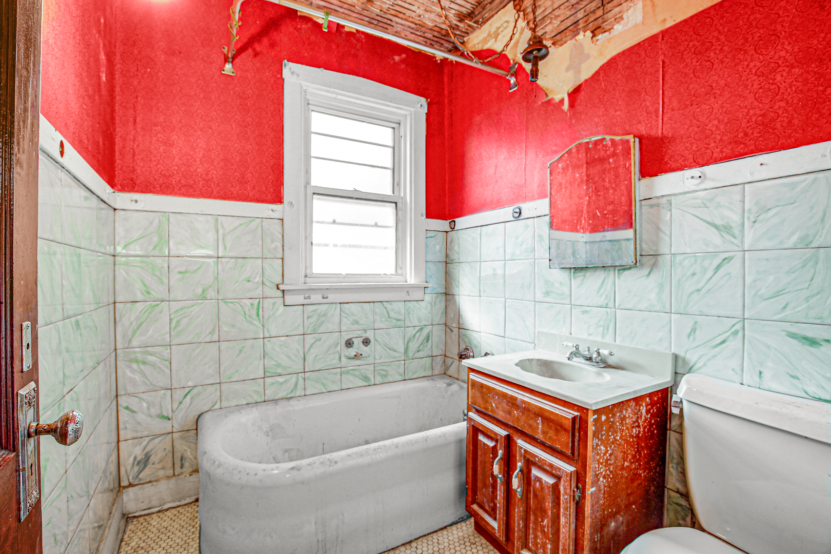 814 S Kilbourn Avenue, Chicago, IL 60624